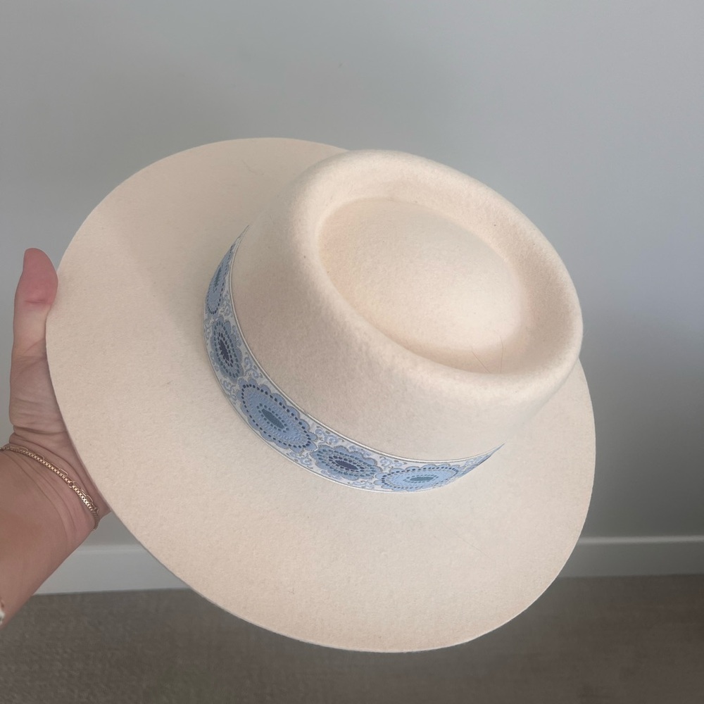 Lack of color hat